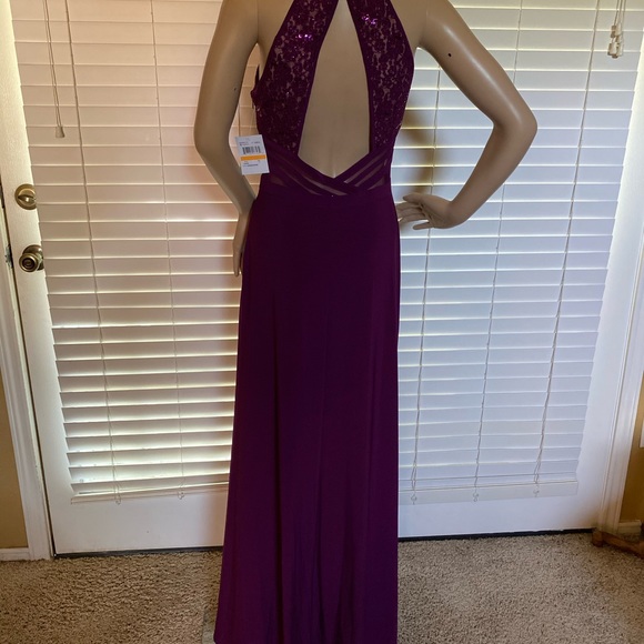 Morgan & Co. Sequins Lace Halter Form-Fitting Maxi Dress Gown Junior Size 7 NWT - Picture 7 of 13